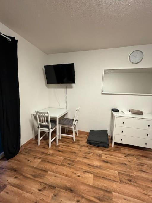Gemuetliche Wohnung Mit Balkon Saarbrücken Exterior foto